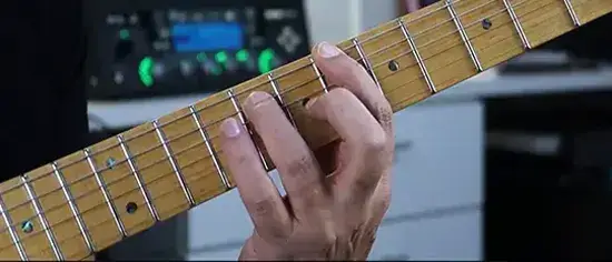 Curso ensina a tocar guitarra Curso ensina a tocar guitarra
